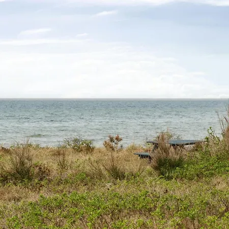 Where The Sea Meets The Sky And Find Rest Semesterbostad *